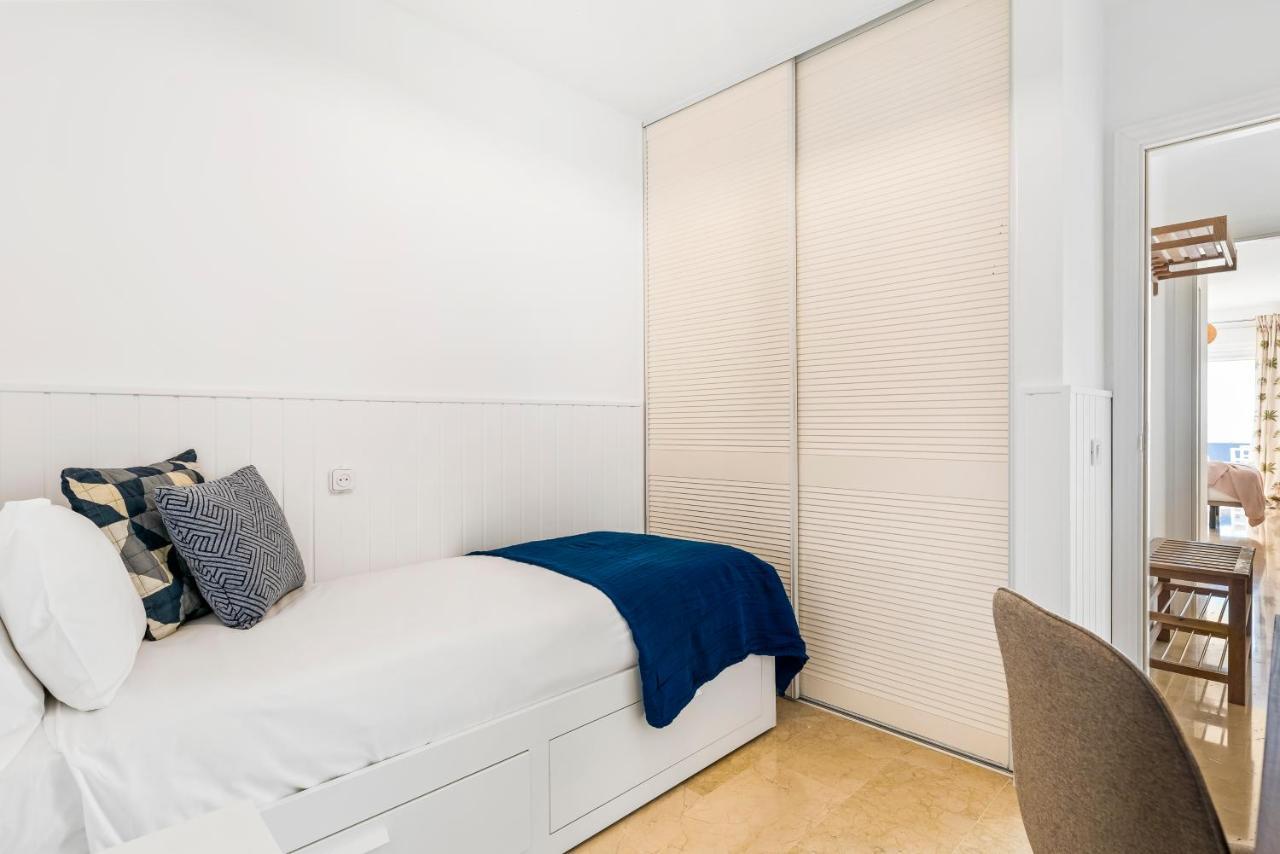 La Nea Beach Apartment Radazul Bagian luar foto
