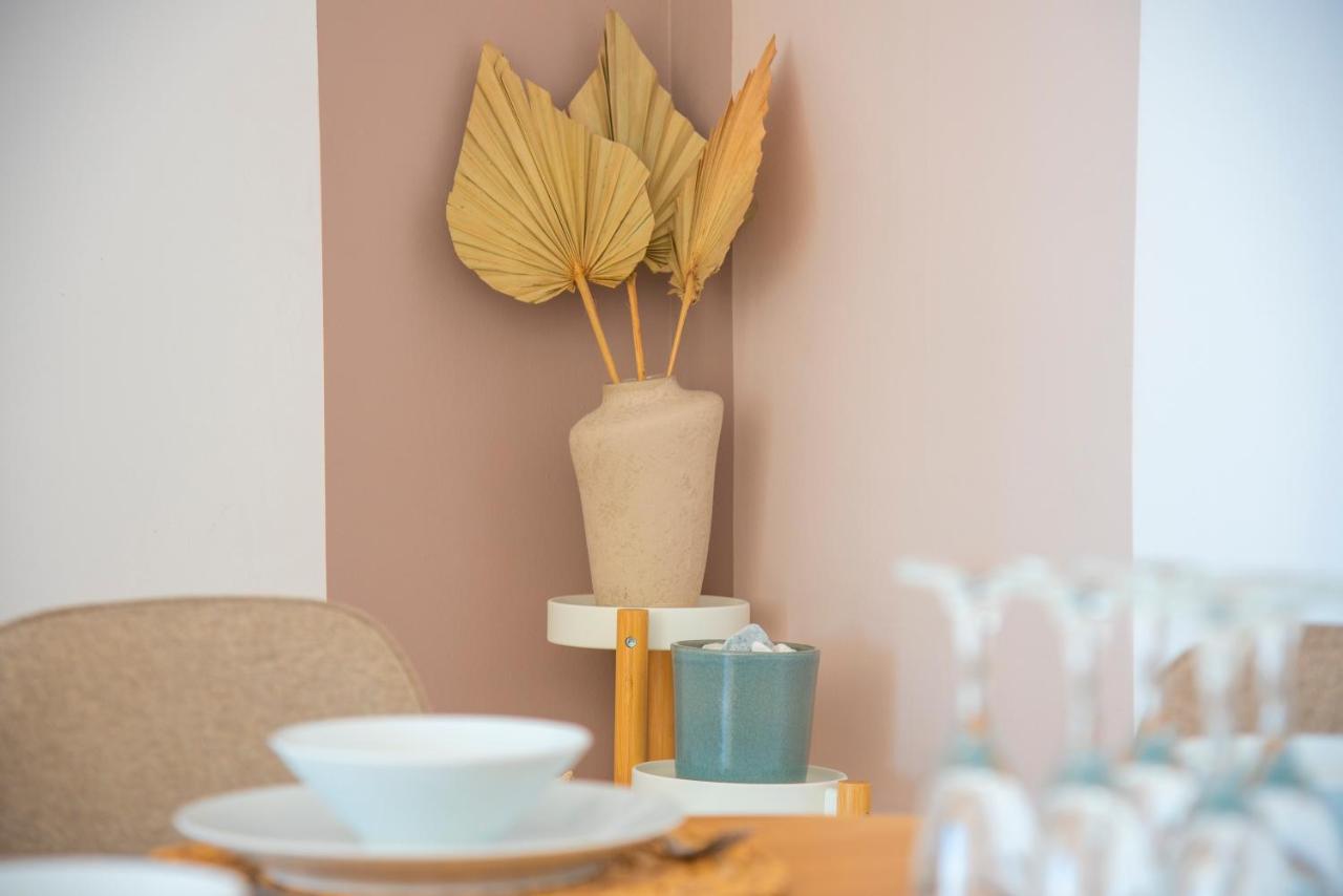La Nea Beach Apartment Radazul Bagian luar foto